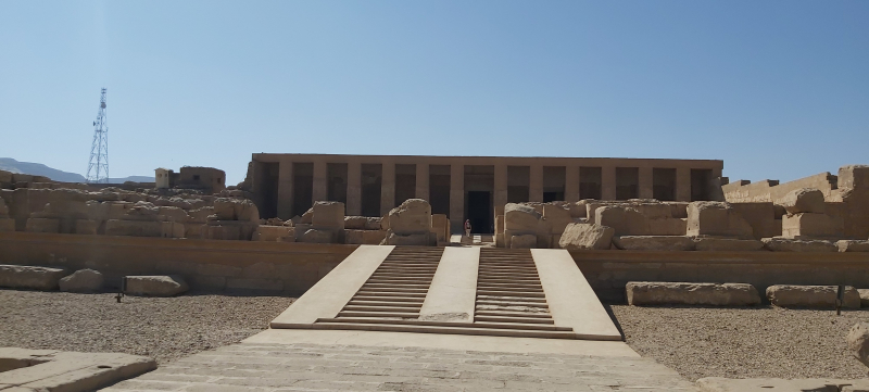 Excursion d’une journée aux temples Dendera et Abydos au départ de Louxor